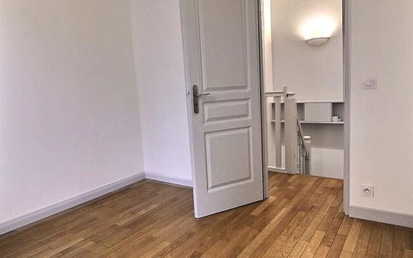 Maison à vendre    7 pièces • 134 m2 Vincennes