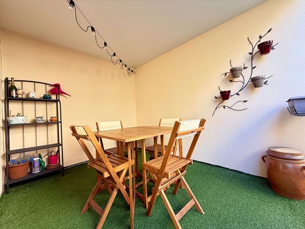 Appartement de type 3 - terrasse et garage