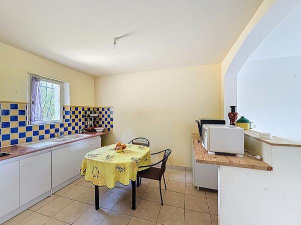 EXCLUSIVITÉ ! Maison Lorgues 5 pièces 150 m² - Terrain 4428 m² - Dépendance 60 m²