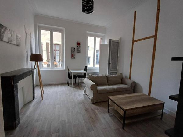 Immeuble de rapport Narbonne 11 pièce(s) 268 m2