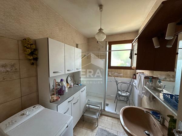 CHATEAUROUX - Proche centre ville - maison 2 chs - jardin - garage