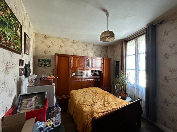 CHATEAUROUX - Proche centre ville - maison 2 chs - jardin - garage