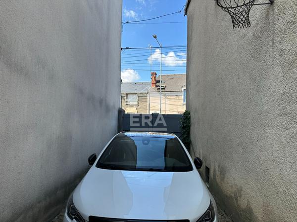 CHATEAUROUX - Proche centre ville - maison 2 chs - jardin - garage