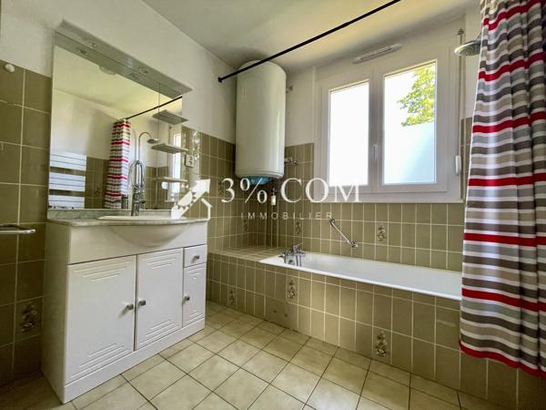 Appartement
                                                                                                                                                                                                                                                                                                                        3 pièce(s)                                                                                                                                                                                                          2 chambre(s)                                                                                                                                                                                                          65  m²