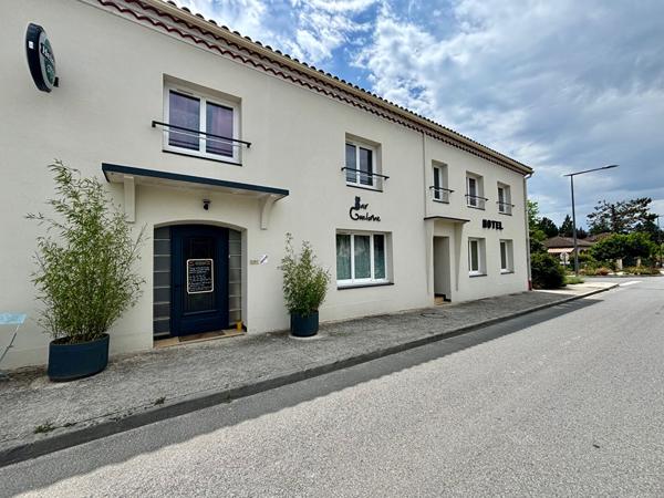 Montcuq: Hotel - Restaurant Montcuq en quercy blanc