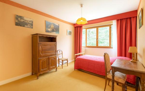 Appartement à vendre    5 pièces • 98,66 m2 Noisy-le-Roi