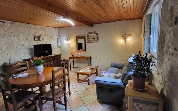 Maison à vendre    6 pièces •  Lavardac