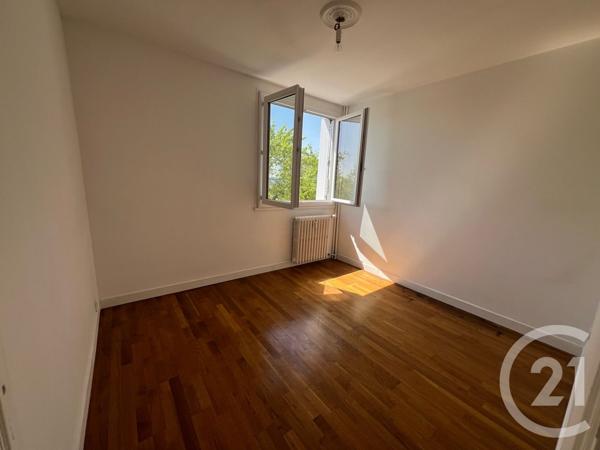 Appartement F5 à vendre  5 pièces - 81,17 m2 AURILLAC - 15