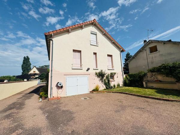 Très jolie maison des années 1930 dans un secteur calme de Cosne Sur Loire