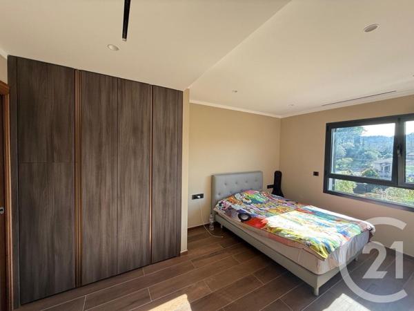 Maison à vendre  5 pièces - 175 m2 VALBONNE - 06