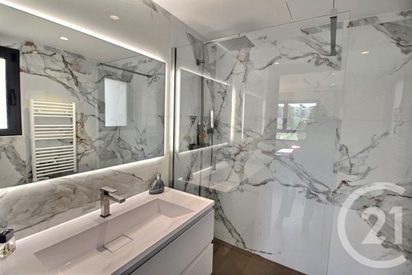 Maison à vendre  5 pièces - 175 m2 VALBONNE - 06