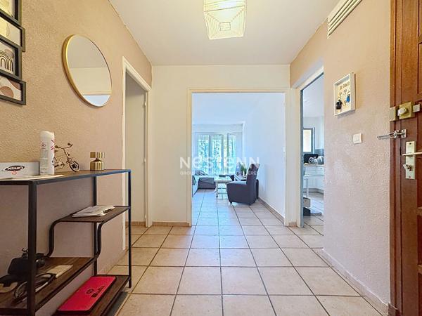 Appartement Perpignan 5 pièce(s) 96.57 m2 avec parking et cave.