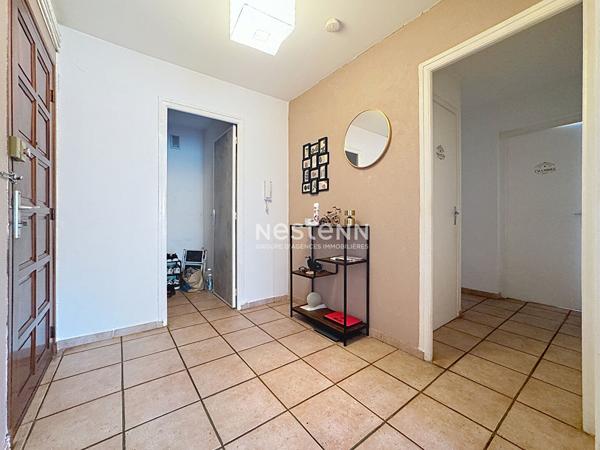 Appartement Perpignan 5 pièce(s) 96.57 m2 avec parking et cave.