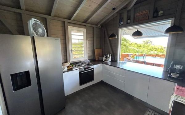 Maison à vendre    4 pièces •  Sainte-Luce