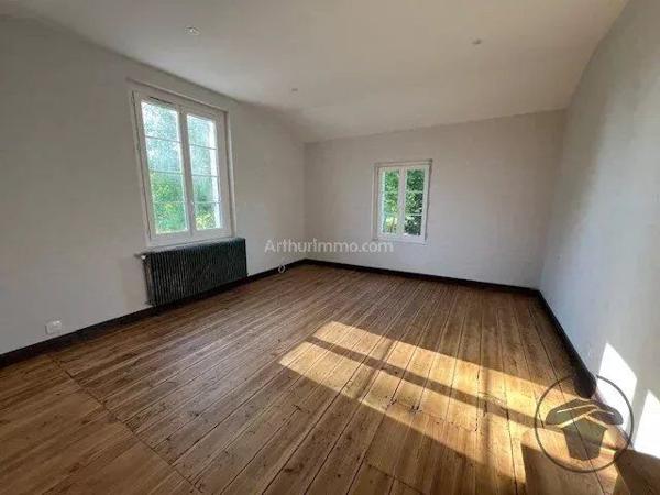 Vente Maison 5 pièces 195 m2 à Coutras