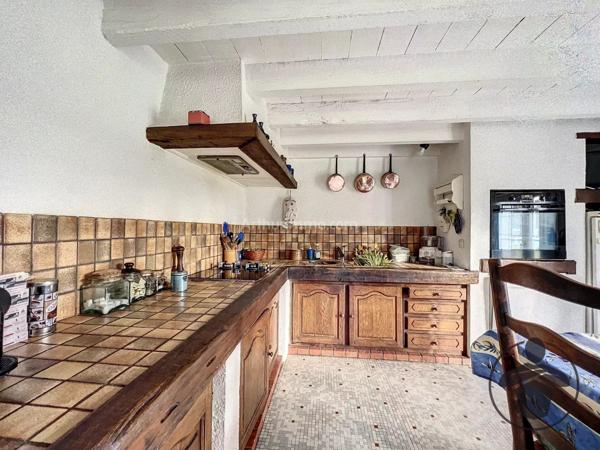 Vente Maison 5 pièces 195 m2 à Coutras