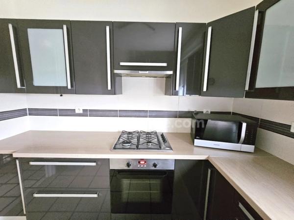 Maison 11 pièces avec 185 m², 5 chambres, bureau et garage ANGOULEME (16)