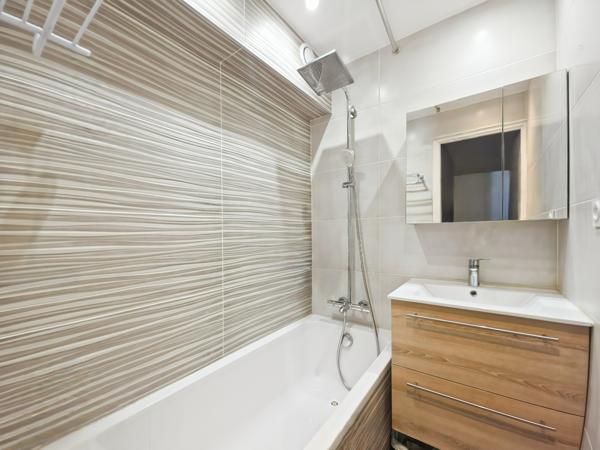 Appartement 5 pièces - 92 m² Exclusivité efficity