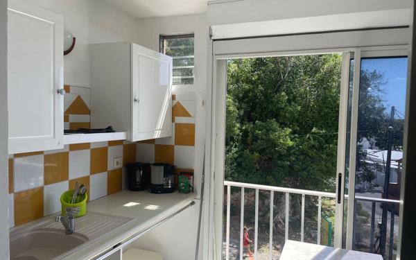Appartement à vendre    1 pièce • 21,87 m2 Saint-François