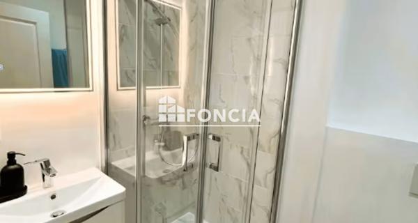 Location Studio meublé 15.18 m² - Lyon 69003