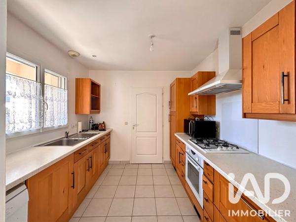 Maison à vendre 5 pièces 125 m² Saintes