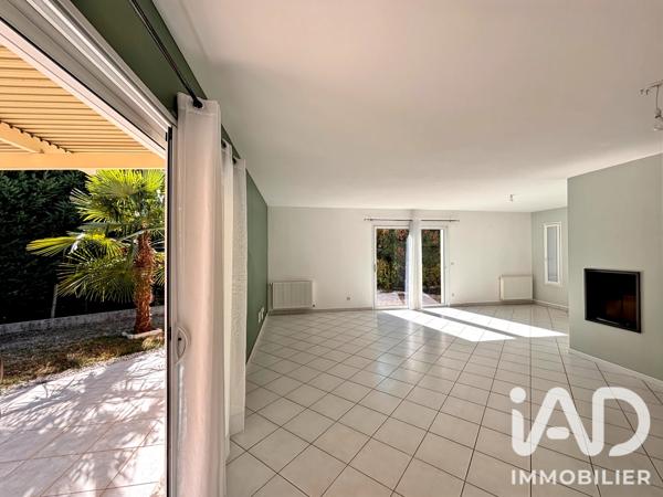 Maison à vendre 5 pièces 125 m² Saintes