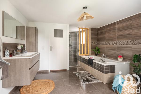 Appartement à vendre 4 pièces 122 m² Moirans