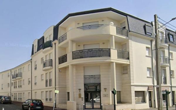 Place de stationnement à louer - Mérignac-centre