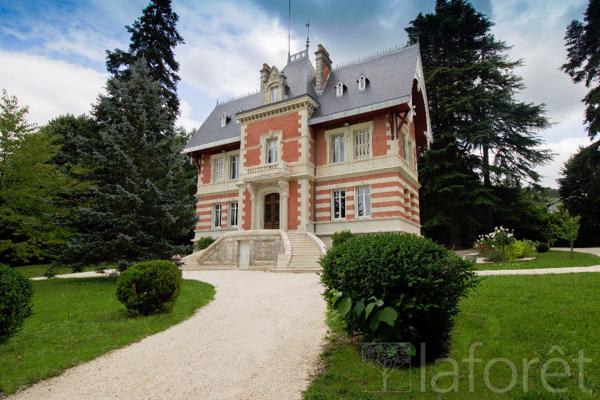 Achat maison près de Périgueux - 12 pièce(s) - 450 m² - 892 500 €