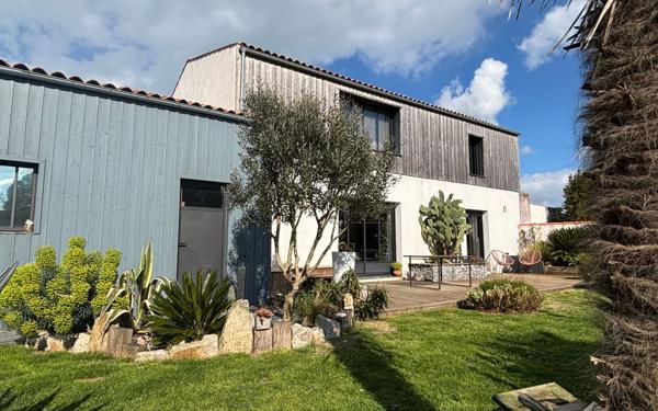 Maison à vendre    4 pièces •  Saint-Georges-d'Oléron