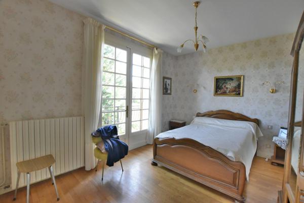 Maison de charme dans un environnement pratique et verdoyant