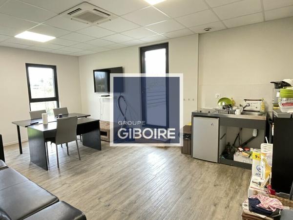 Local d'activites 455 m² à louer NOYAL SUR VILAINE (réf : 35.7110)