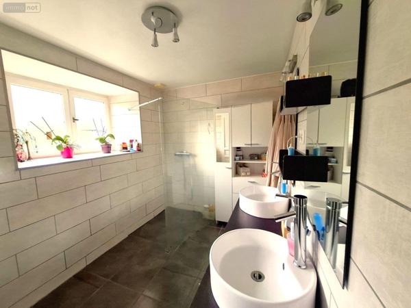 Maison à vendre à Sauxillanges dans le Puy-de-Dôme (63490), ref : 2025-63-2025389