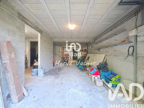 Maison à vendre 6 pièces 161,84 m² Saint-Étienne-du-Bois