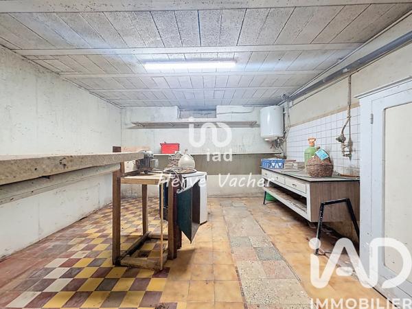 Maison à vendre 6 pièces 161,84 m² Saint-Étienne-du-Bois