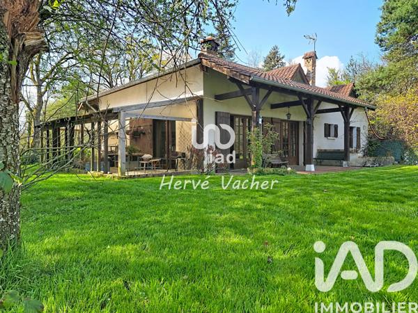 Maison à vendre 6 pièces 161,84 m² Saint-Étienne-du-Bois