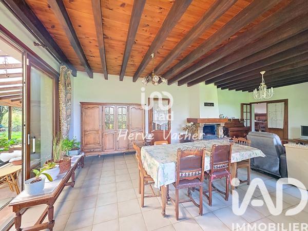 Maison à vendre 6 pièces 161,84 m² Saint-Étienne-du-Bois