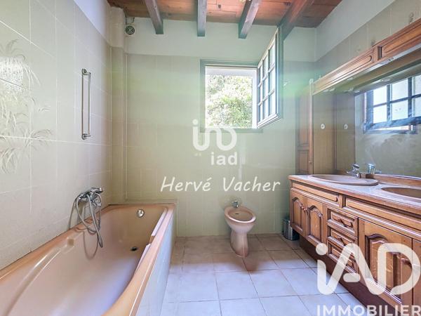 Maison à vendre 6 pièces 161,84 m² Saint-Étienne-du-Bois