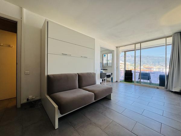 Appartement à ROQUEBRUNE CAP MARTIN (06190)