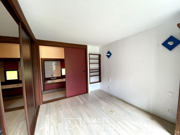 Maison moderne au calme avec suite parentale et jardin paysager