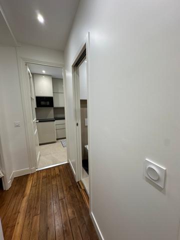 Magnifique studio de 27 m2  75014 Paris