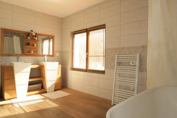 Maison 5 pièces - 165 m² Exclusivité efficity