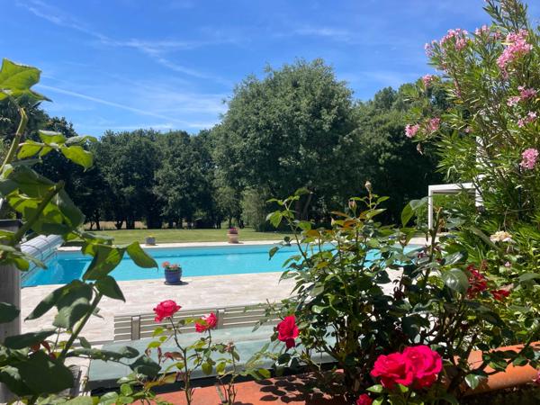 Maison à vendre 10 pièces SEILH (31)