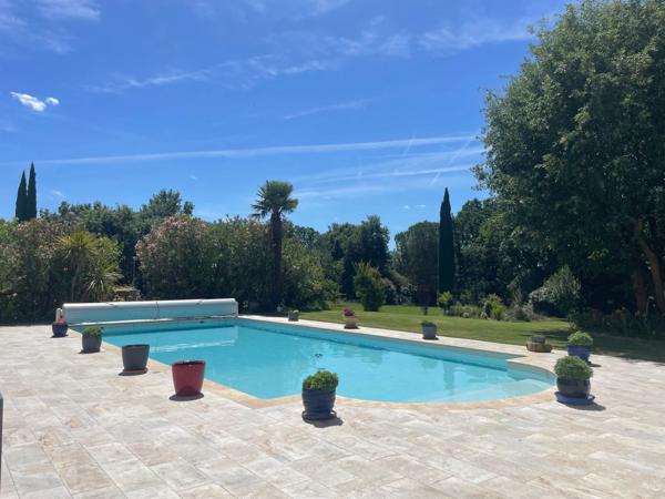 Maison à vendre 10 pièces SEILH (31)