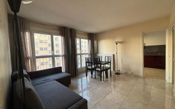 Appartement à vendre    2 pièces • 45,31 m2 Argenteuil