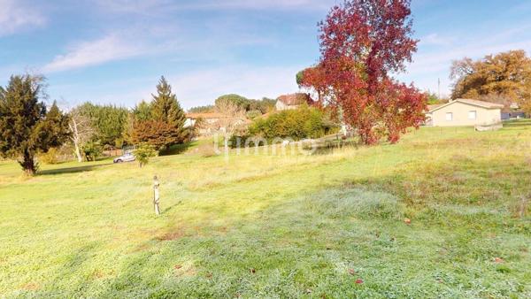 Terrain à bâtir 1 230 m² – Environnement calme – Rion-des-Landes