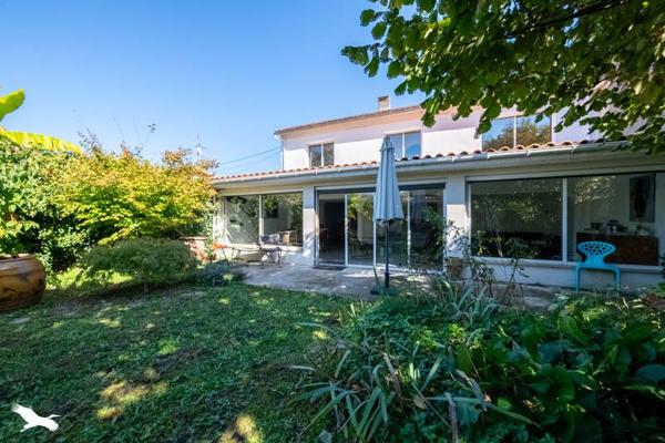 Maison à vendre |  Cenon |  6 pièces | 200 m²