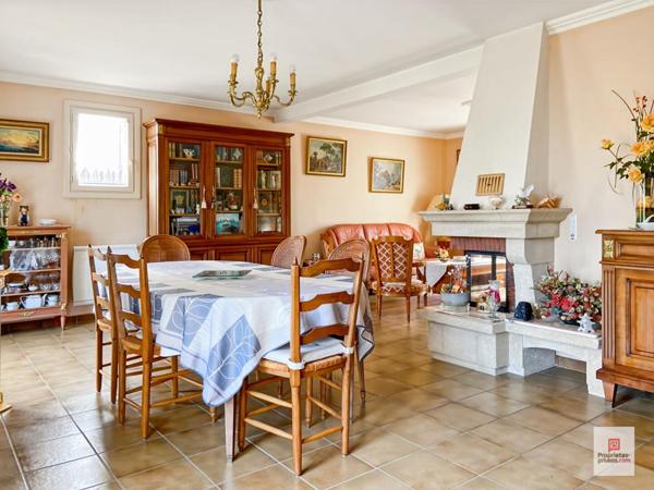 Maison - Sable Sur Sarthe 8 pièce(s) 165 m2