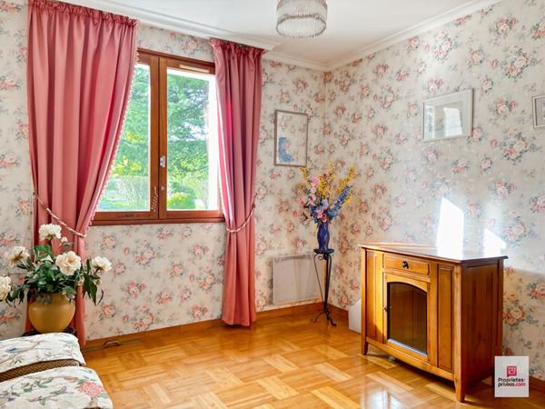 Maison - Sable Sur Sarthe 8 pièce(s) 165 m2