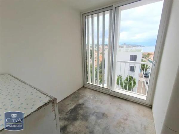 Appartement à louer 3 pièces 65.74m² Martigues (13500)